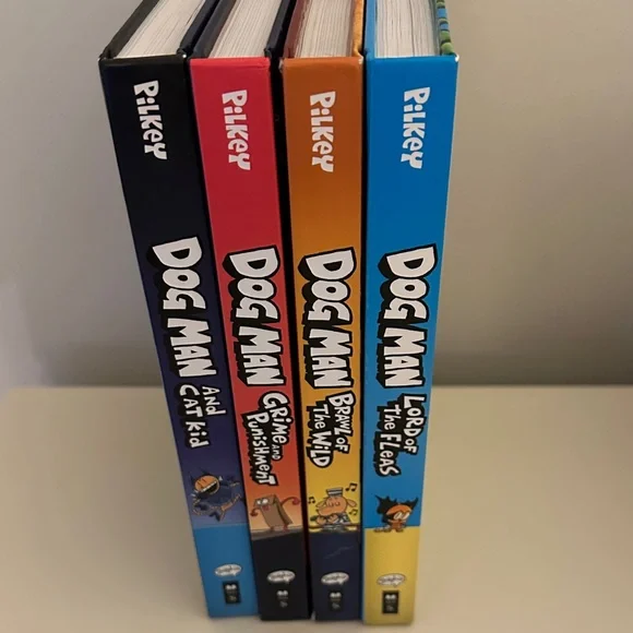 Dog Man Book Set by Pilkey - Picture 1 of 5